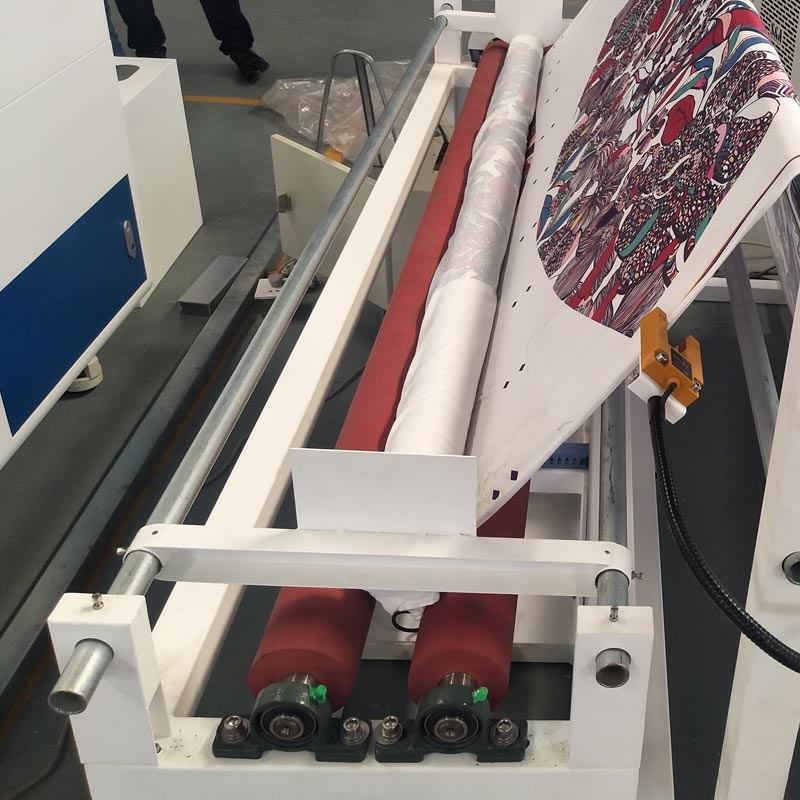 Vision Identity CCD Camera CO2 Laser Cutting Machine for Garment Textile Fabric