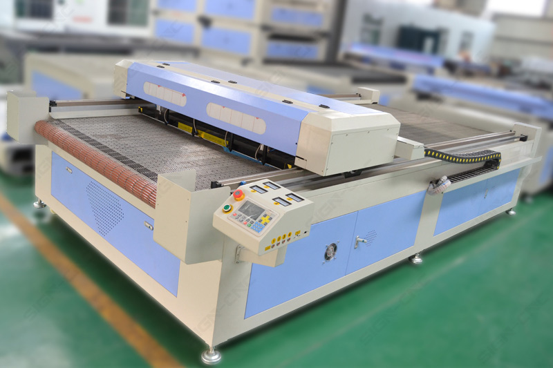 Auto Feeding CO2 Laser Fabric Cutting Machine